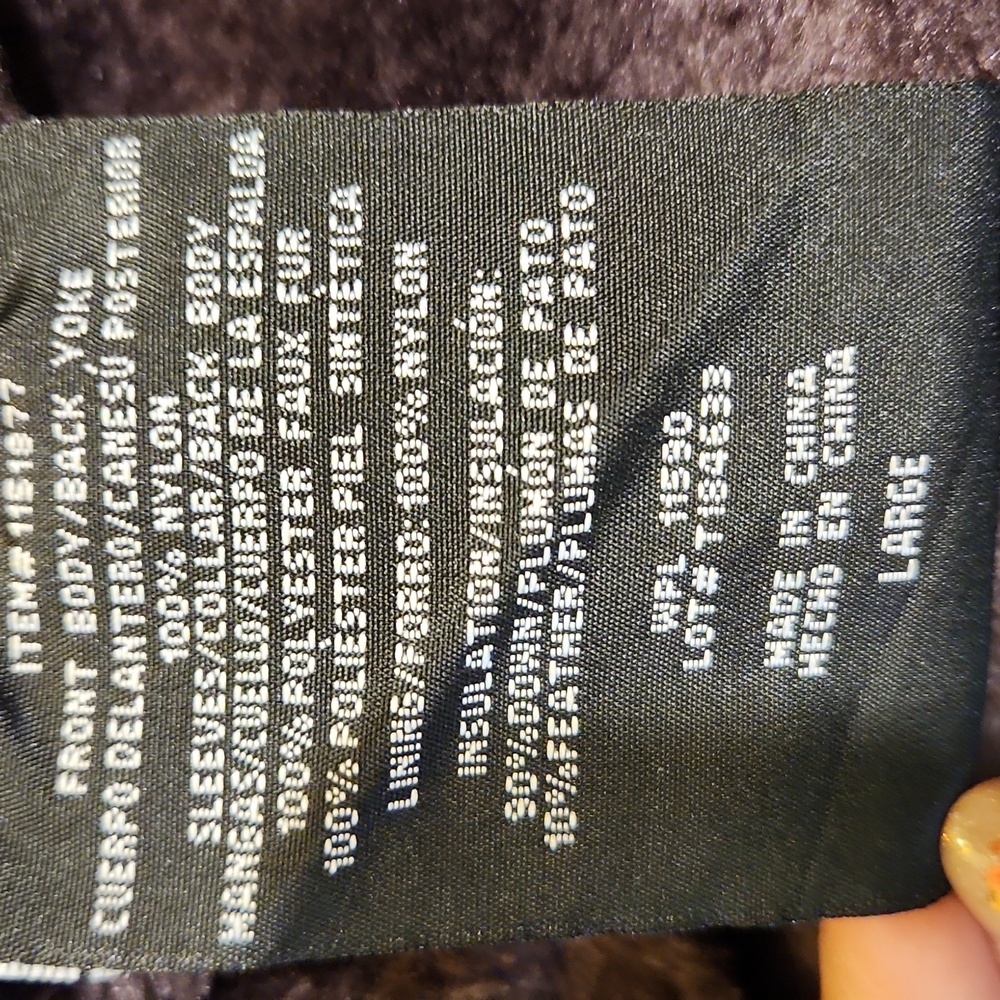 Women's Quilted Jacket - Picture 4 of 4